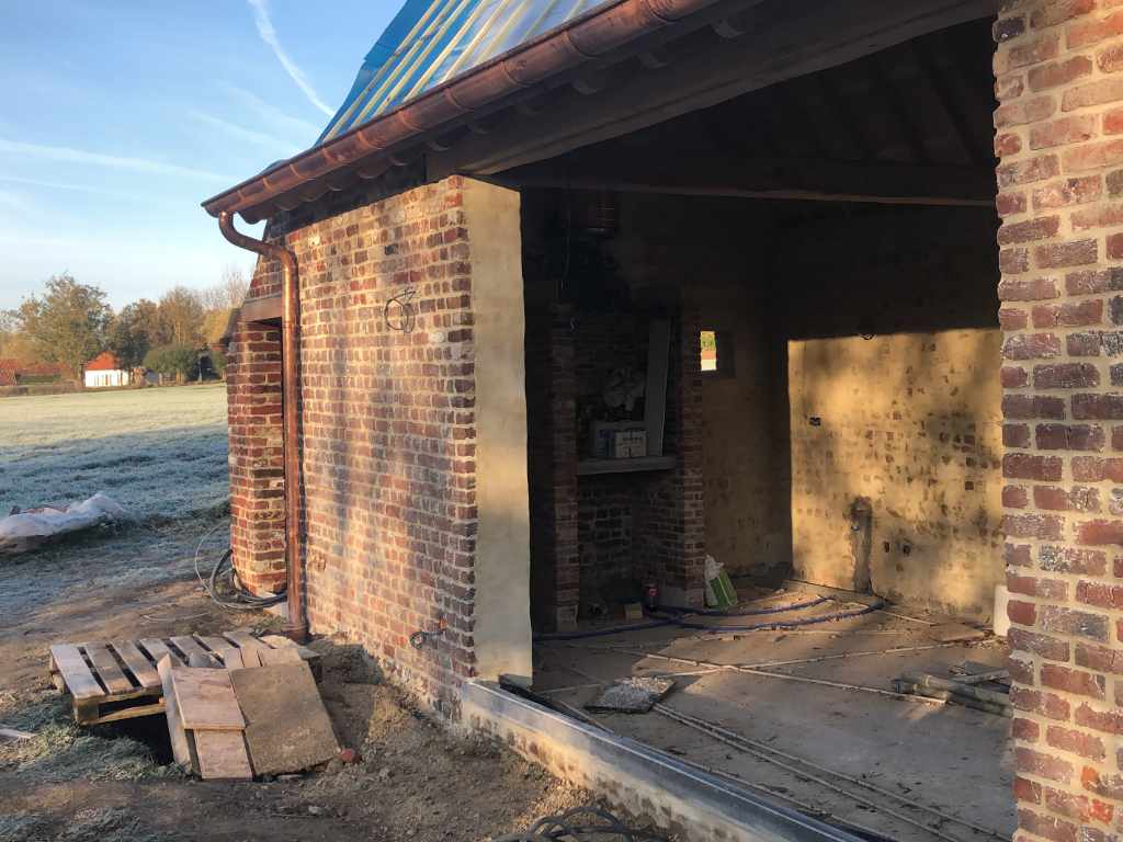Rustiek Voegwerk Renovatie injecteren bijgebouw villa Wannegem-Lede